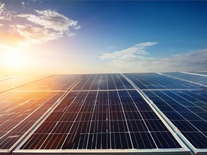 Aprovecha el buen tiempo e instala placas solares en tu vivienda