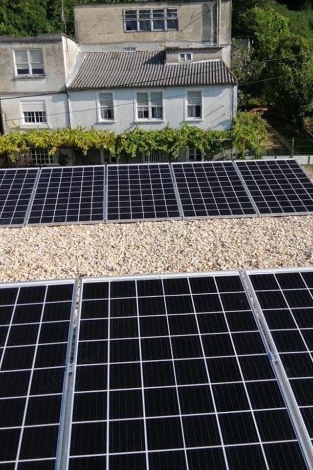 ¿Quién puede instalar paneles solares?